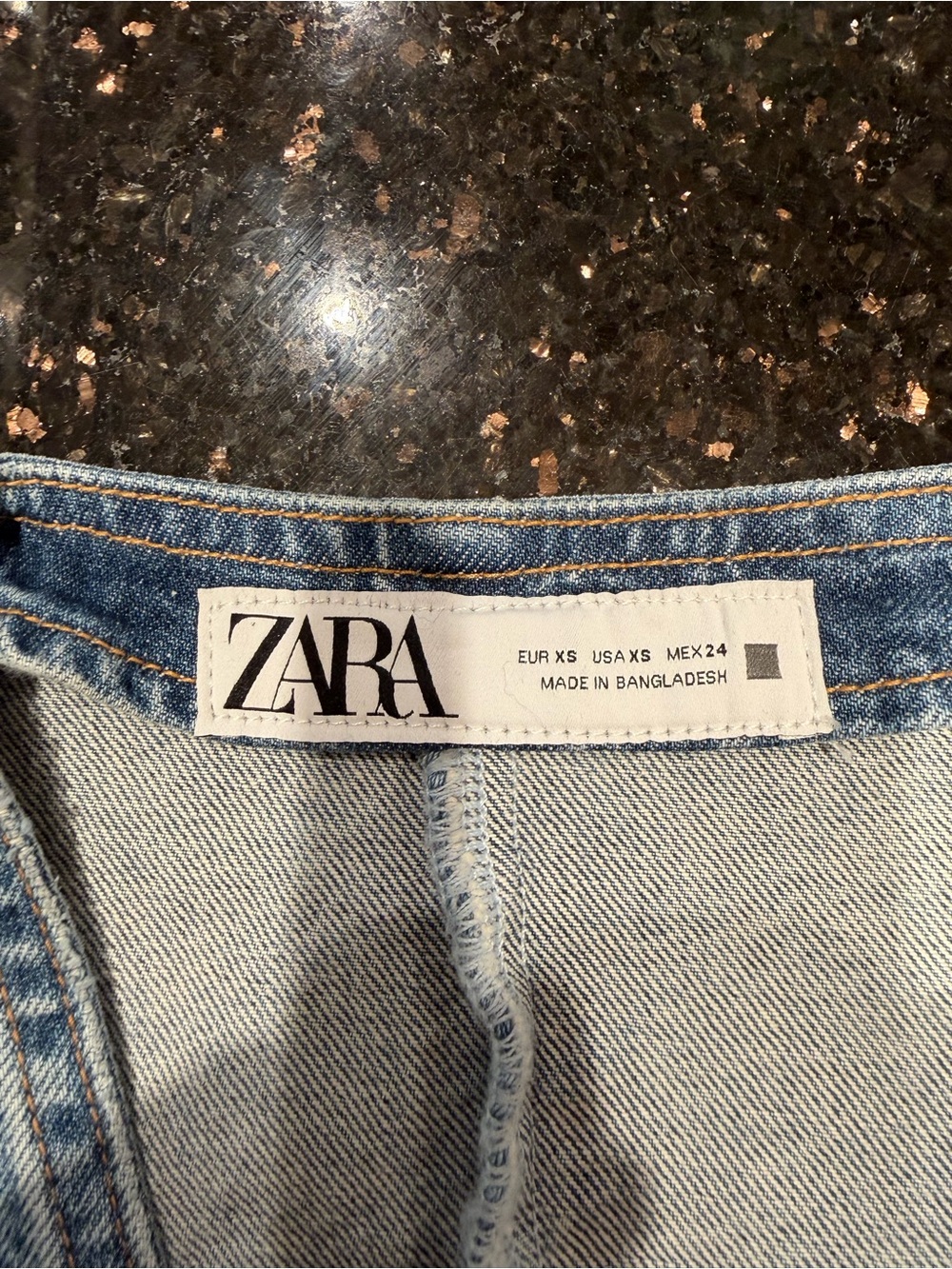 Jeans Subcategory Identification - Picture 2 of 3